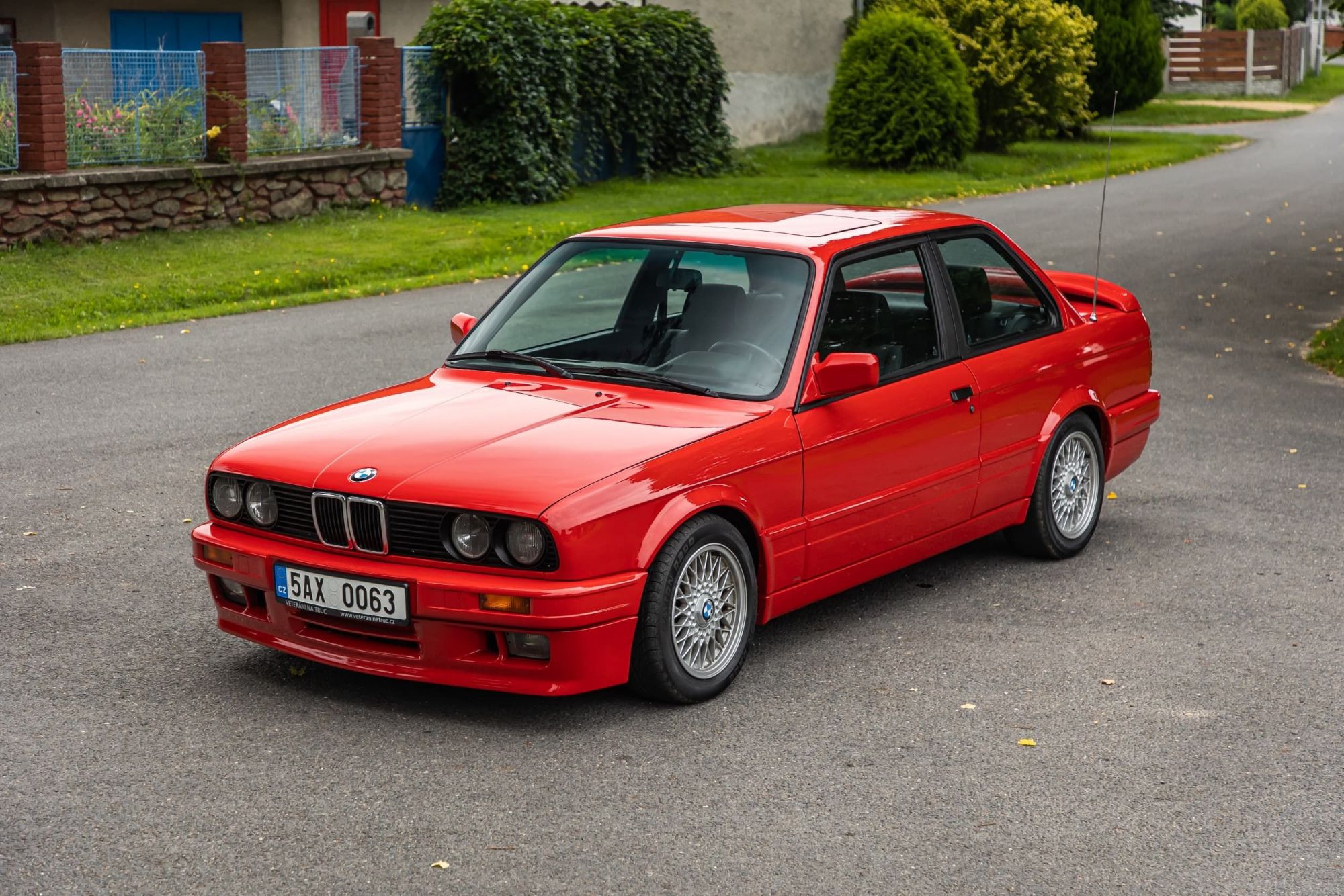 1990 BMW 318is M-technic (E30)