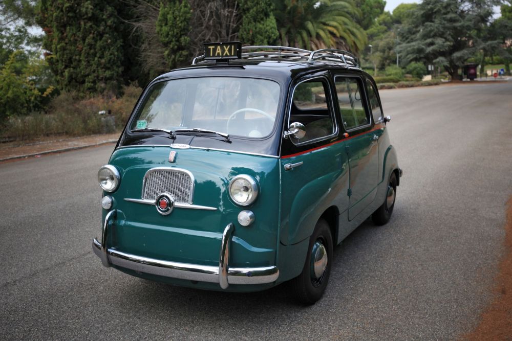 Miniature Fiat 600 Multipla Taxi Milano 1958 - Échelle 1/43, Marque Altaya, Neuve