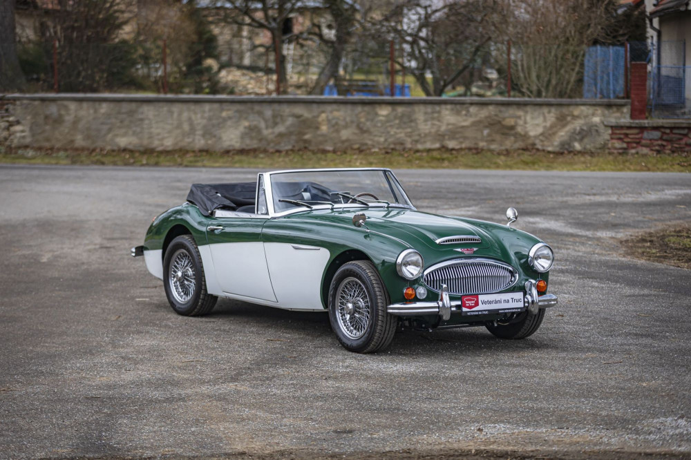 0-2500x0-storage-uploads-media-car-690-austin-healey-mkiii-3000-green-73-h78i-irx5-.jpg