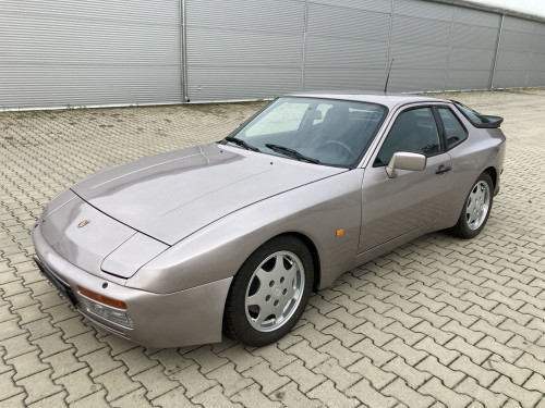 1988 Porsche 944 Turbo S