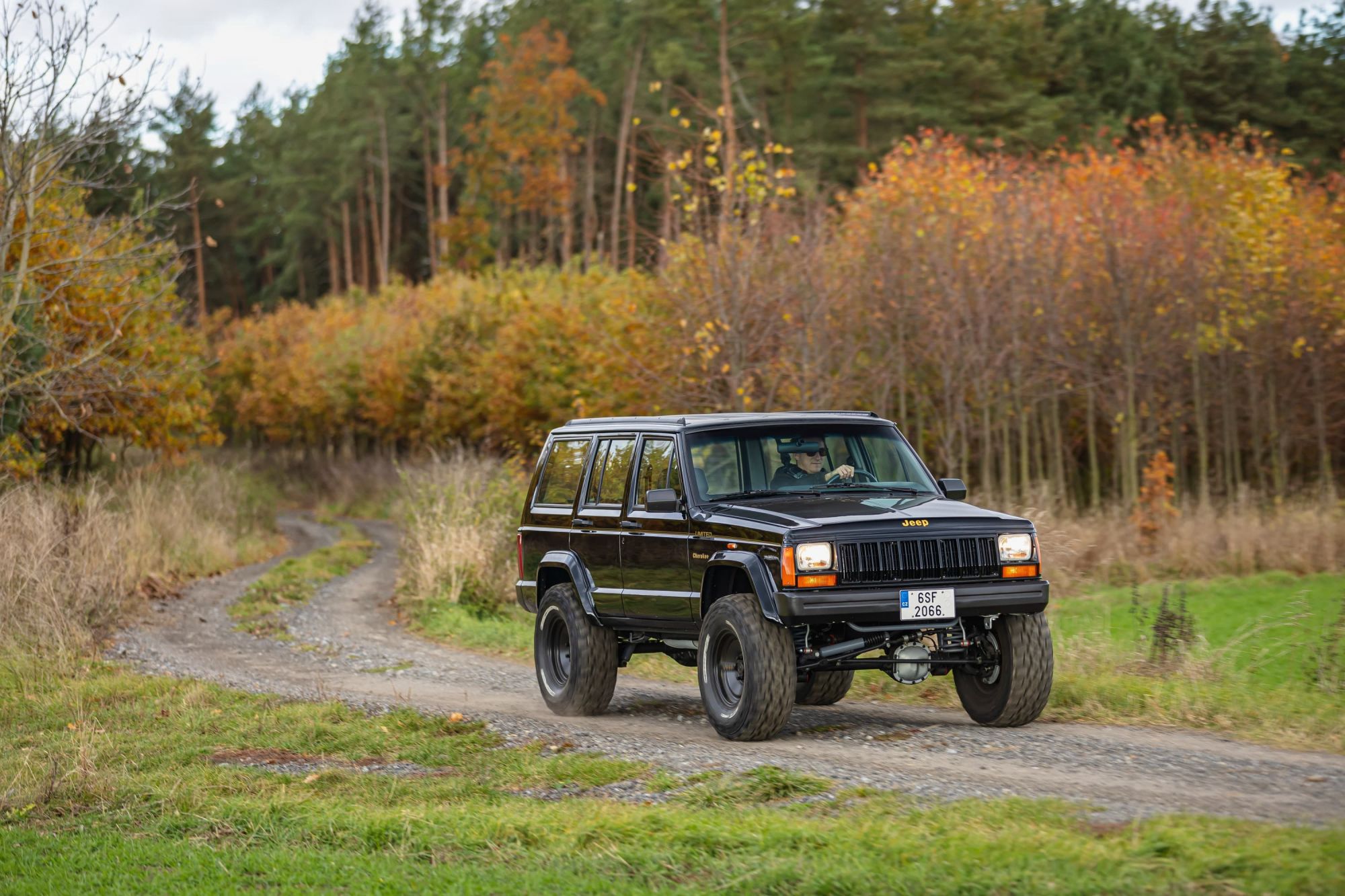 Jeep Cherokee 4.0_133