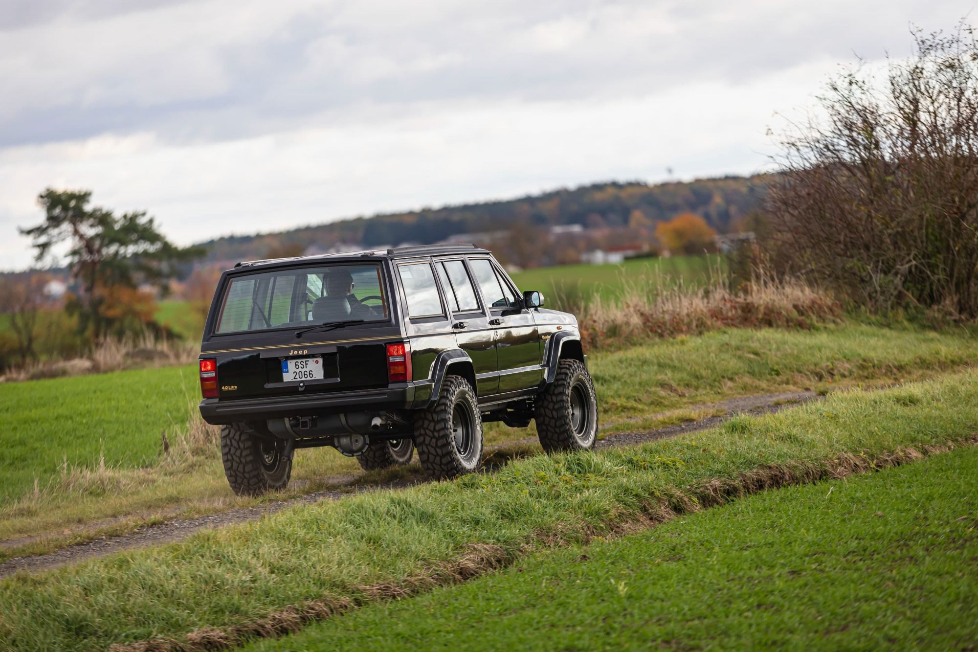 Jeep Cherokee 4.0_136