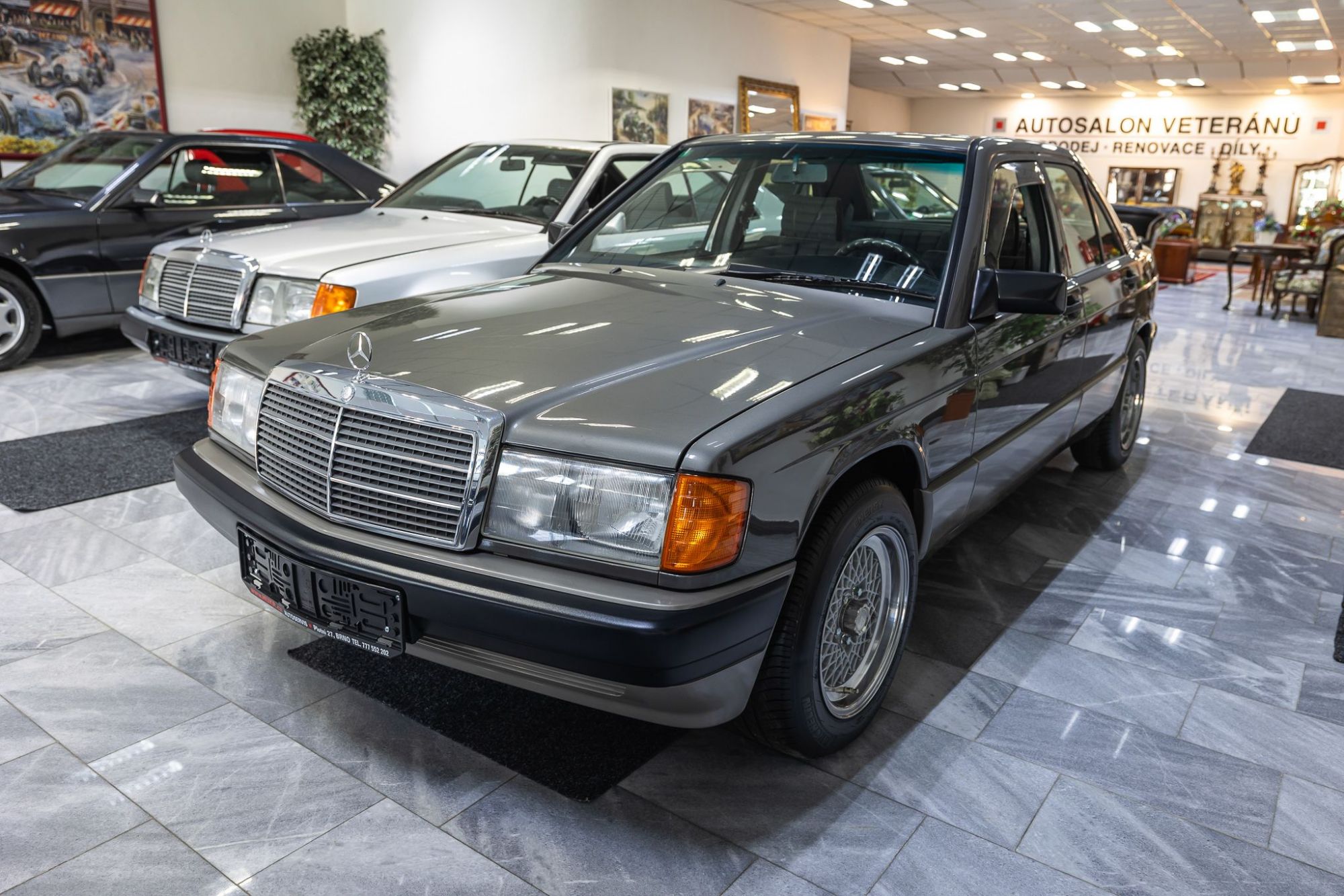 0-190e-1-8-mercedes-10-.jpg