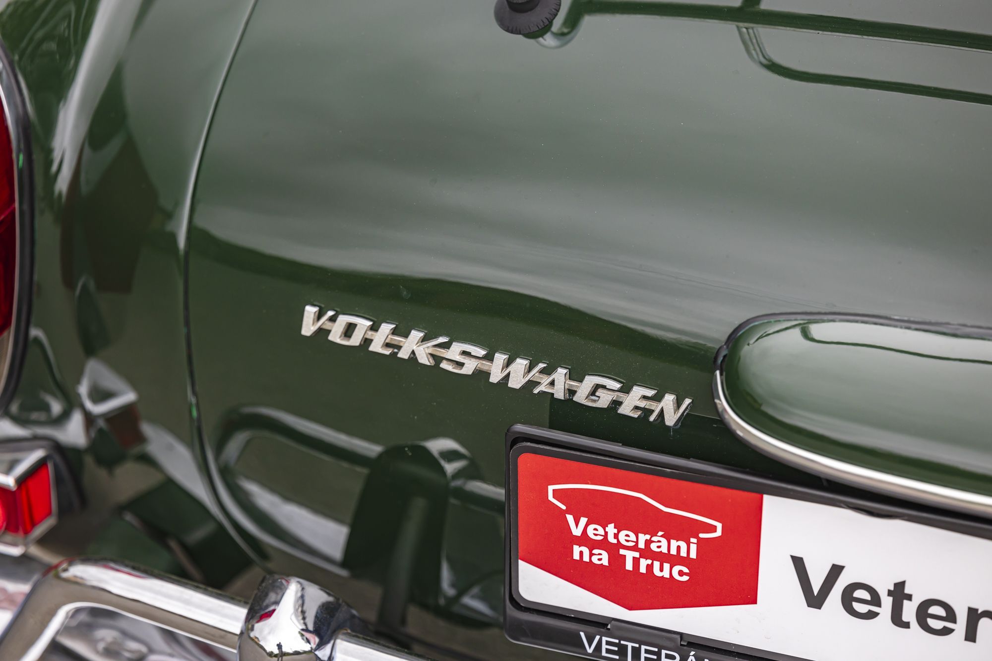 0-2500x0-storage-uploads-media-car-1183-vw-karmann-ghia-green-12-yvbn-.jpg