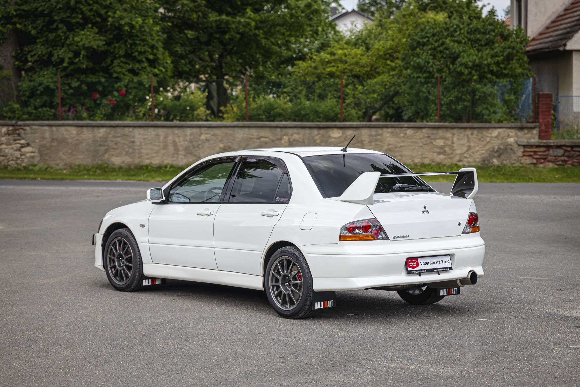0-2500x0-storage-uploads-media-car-1201-mitsubishi-lancer-evo-8-fq-320-83-zyzr-.jpg