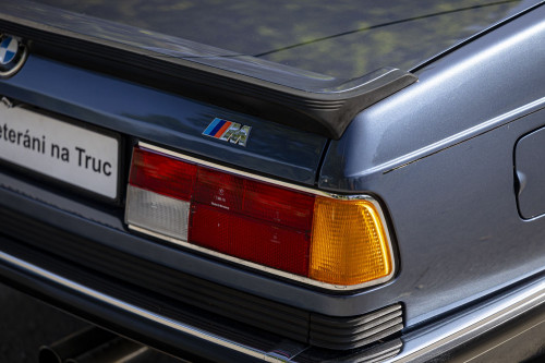 0-2500x0-storage-uploads-media-car-1393-bmw-635csi-m6-blue-23-zdbj-.jpg
