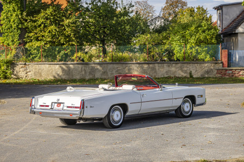 0-2500x0-storage-uploads-media-car-1423-cadillac-fleetwood-white-convertible-44-bhrp-.jpg