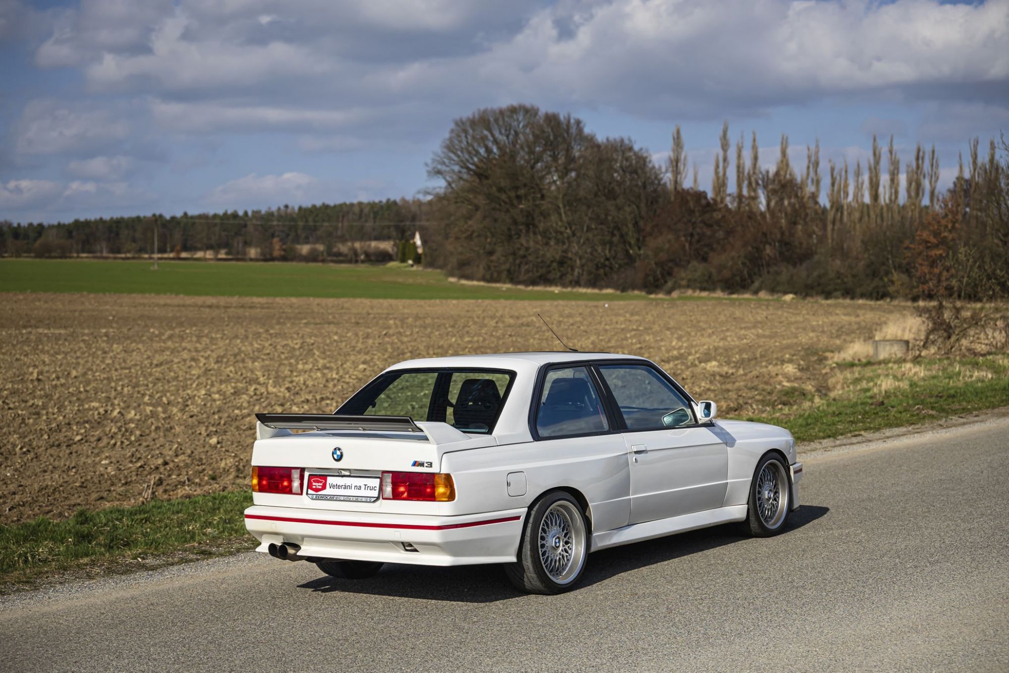 0-2500x0-storage-uploads-media-car-1556-bmw-m3-e30-portu-24-xy1c-