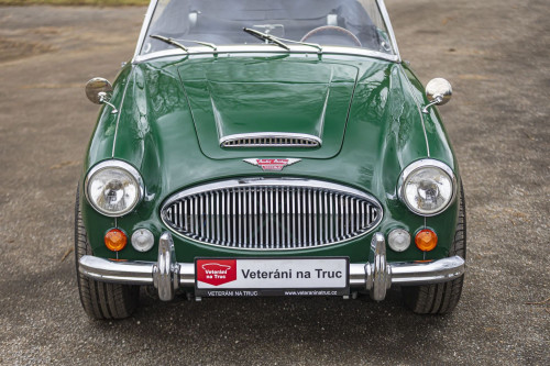 0-2500x0-storage-uploads-media-car-690-austin-healey-mkiii-3000-green-12-hqbm-.jpg
