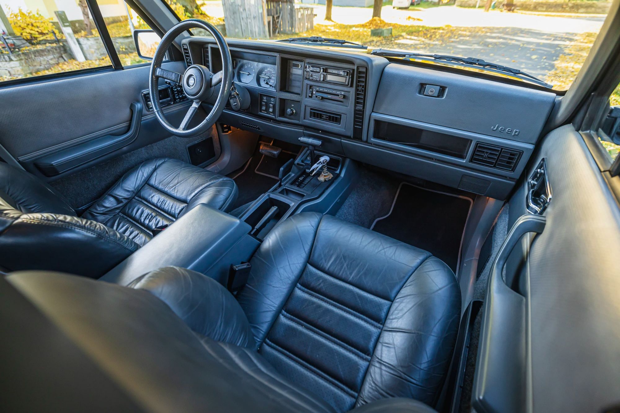 Jeep Cherokee 4.0_72