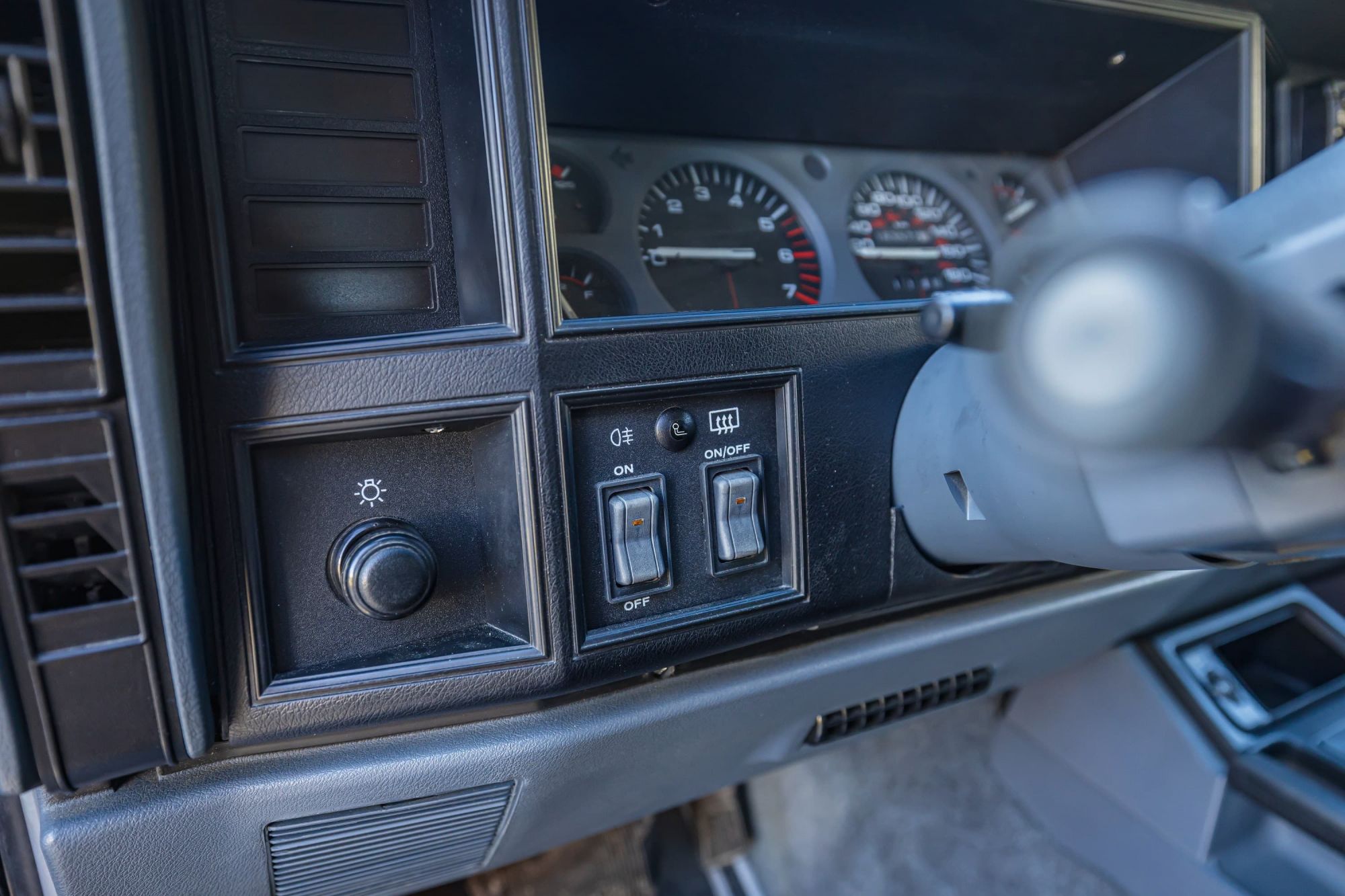 Jeep Cherokee 4.0_80