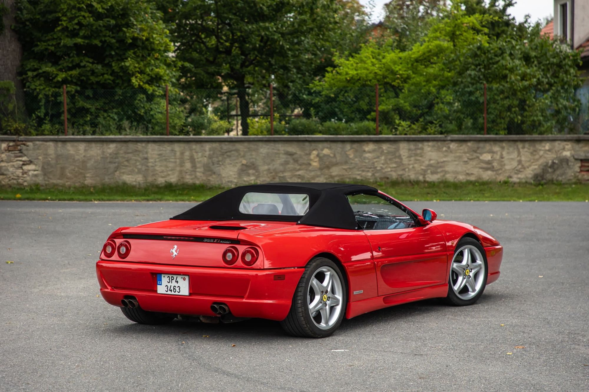 0-ferrari-355f1-72-.jpg
