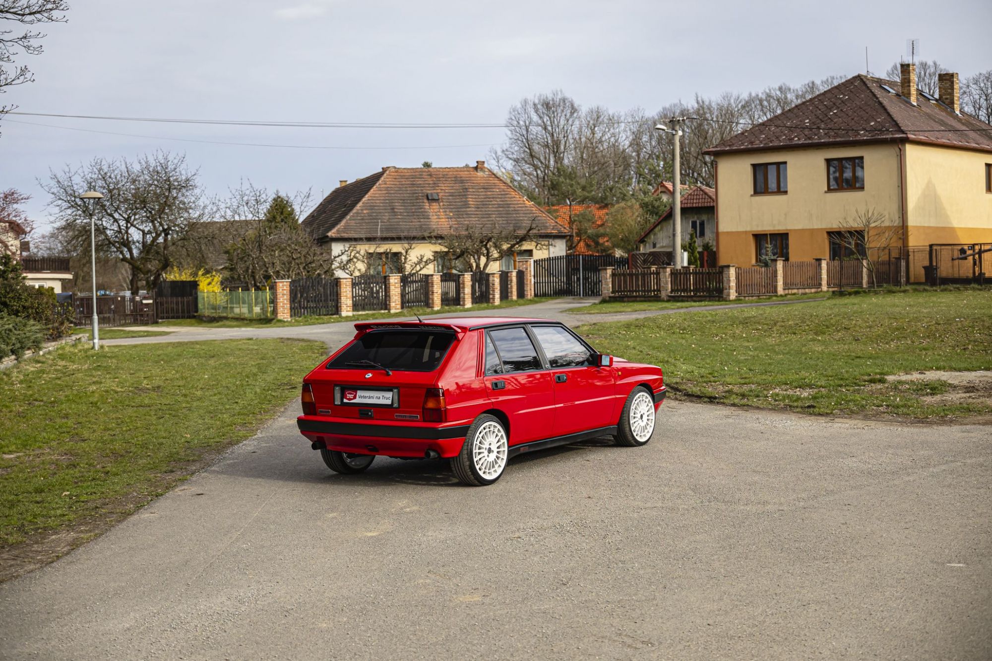 0-lancia-delta-integrale-8v-red-89-.jpg