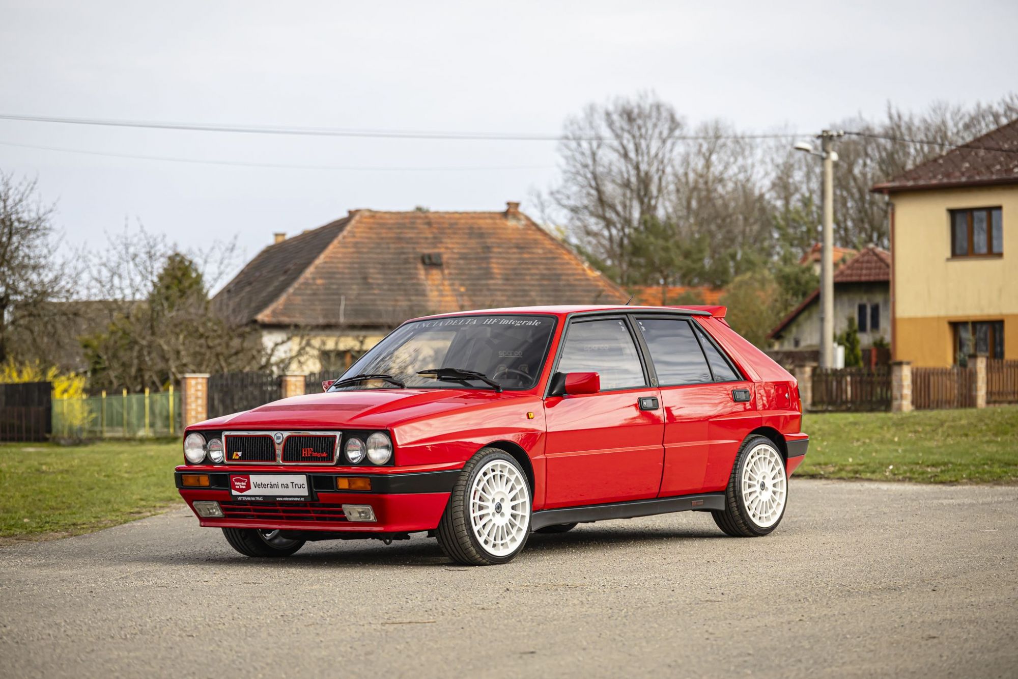 0-lancia-delta-integrale-8v-red-94-.jpg