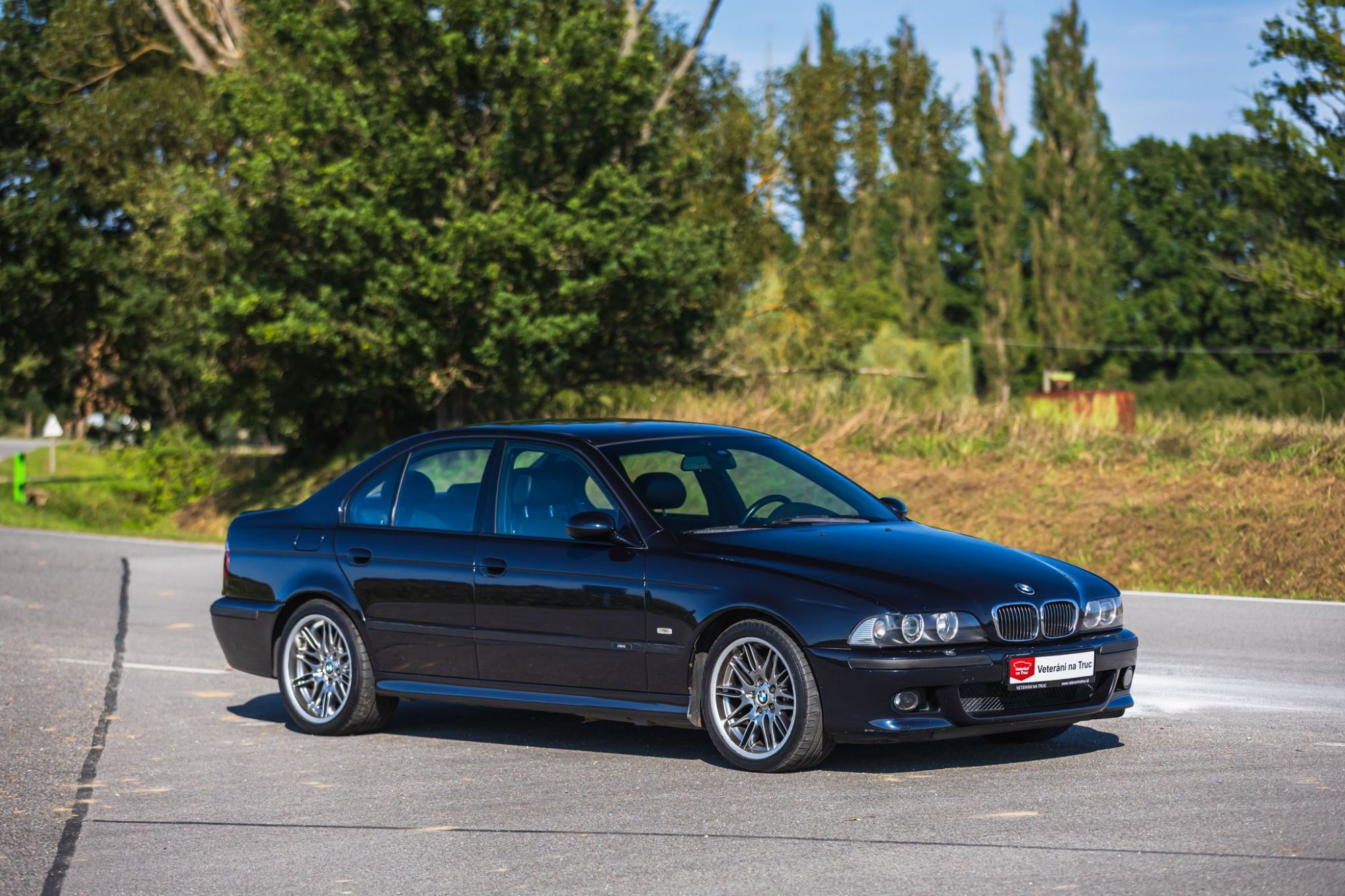 0-low-bmw-m5-e39-2-.jpg