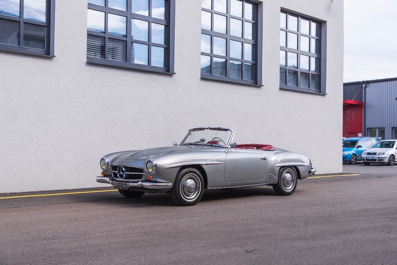 0-mercedes-190sl-2-.jpg