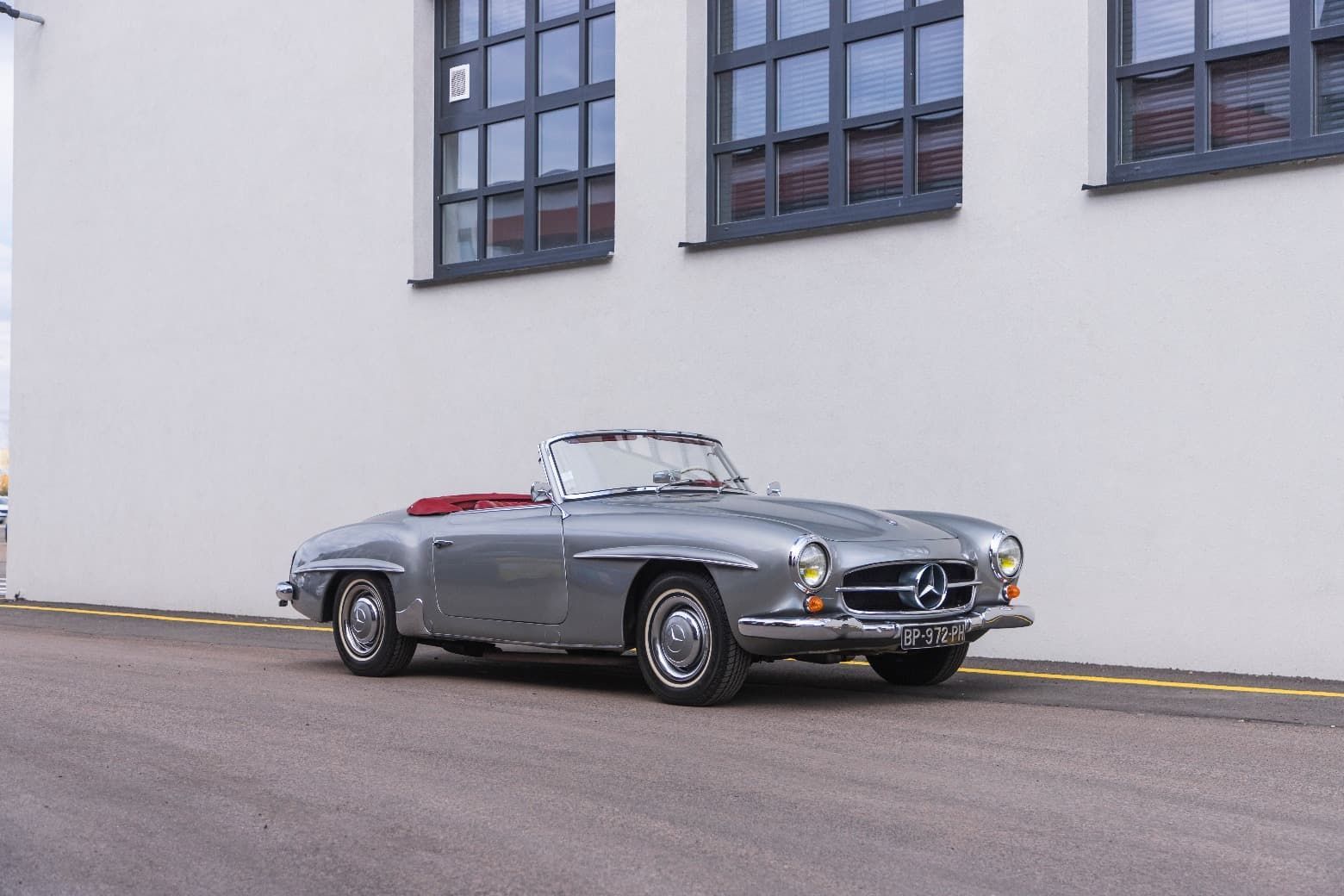 0-mercedes-190sl-46-.jpg