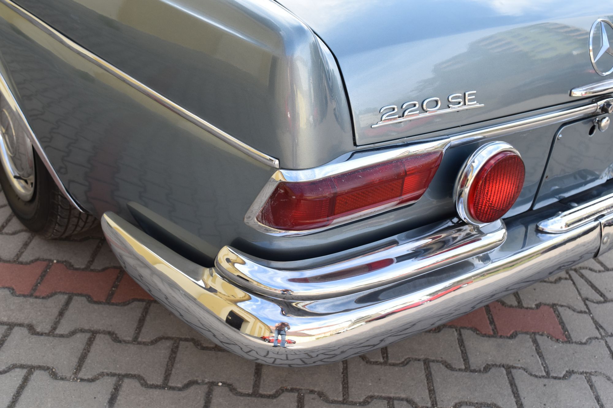 0-mercedes-220seb-22-fv-22-.jpg