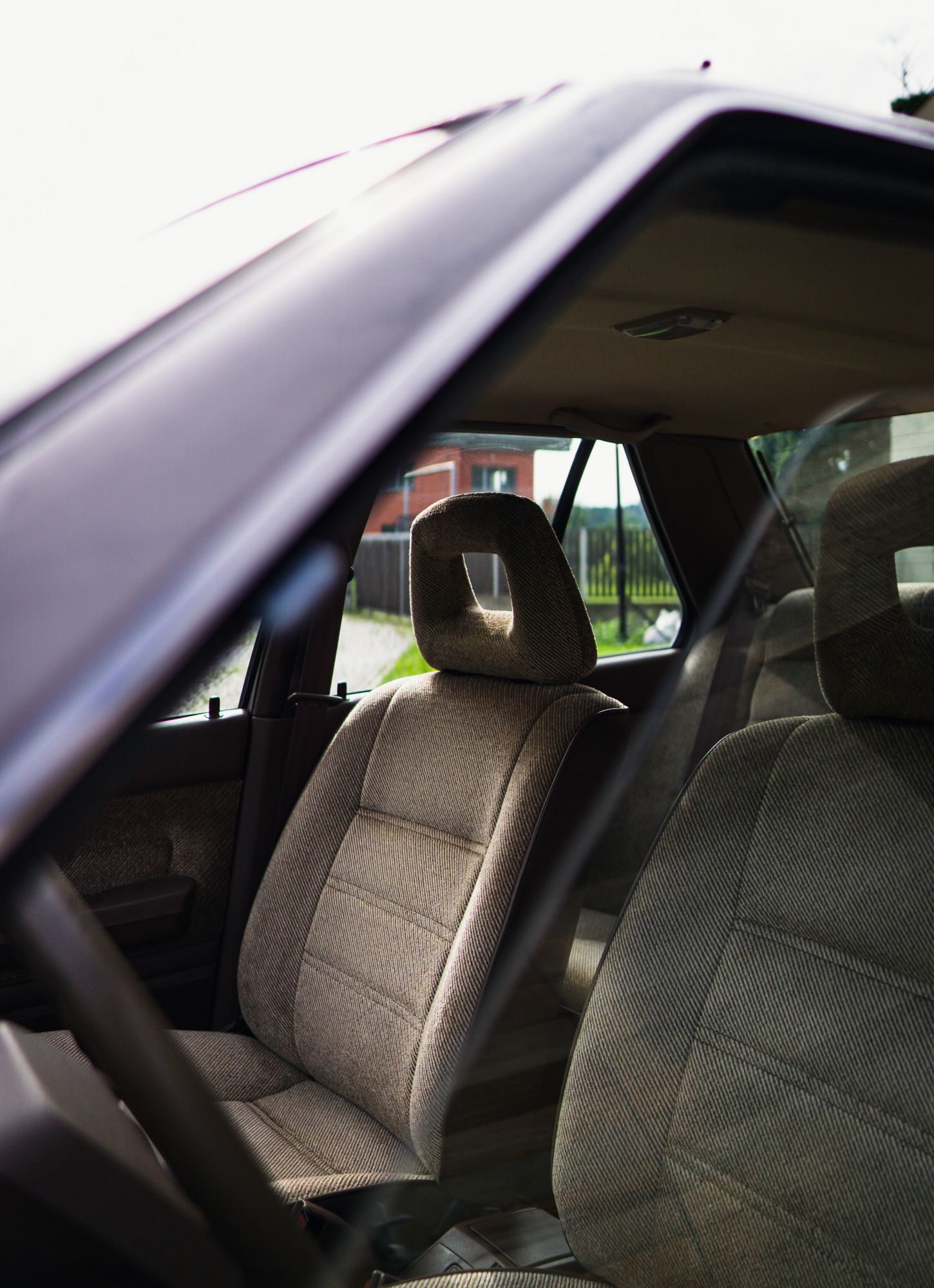 18A7BCA1-DD5D-4E89-9198-8BDD596D1F28