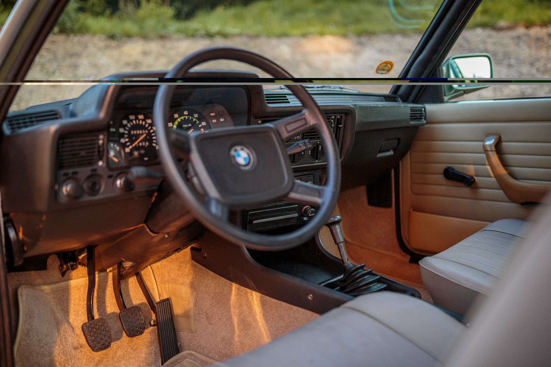 1982-bmw-318-baur-12.jpg