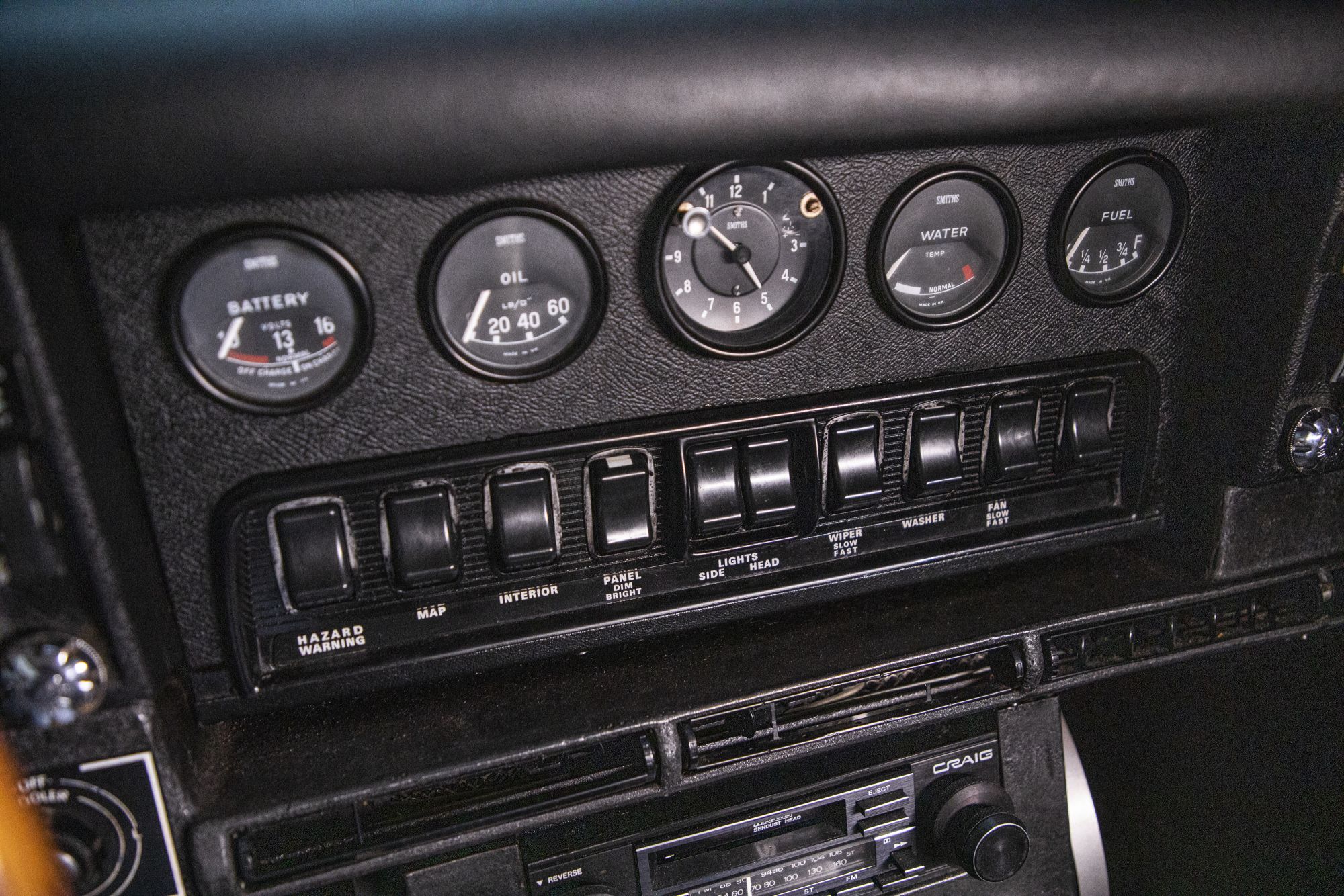 Jaguar E-type MKII 4.2_22