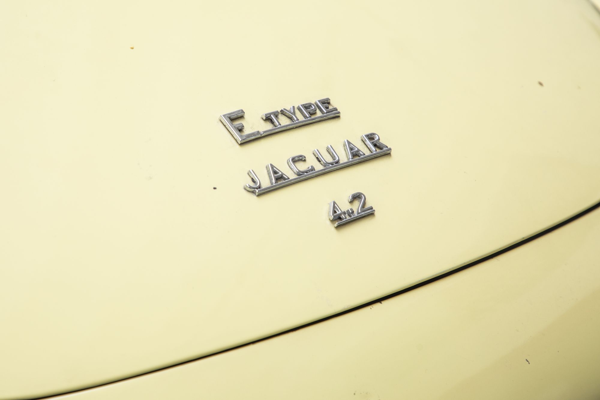 Jaguar E-type MKII 4.2_25