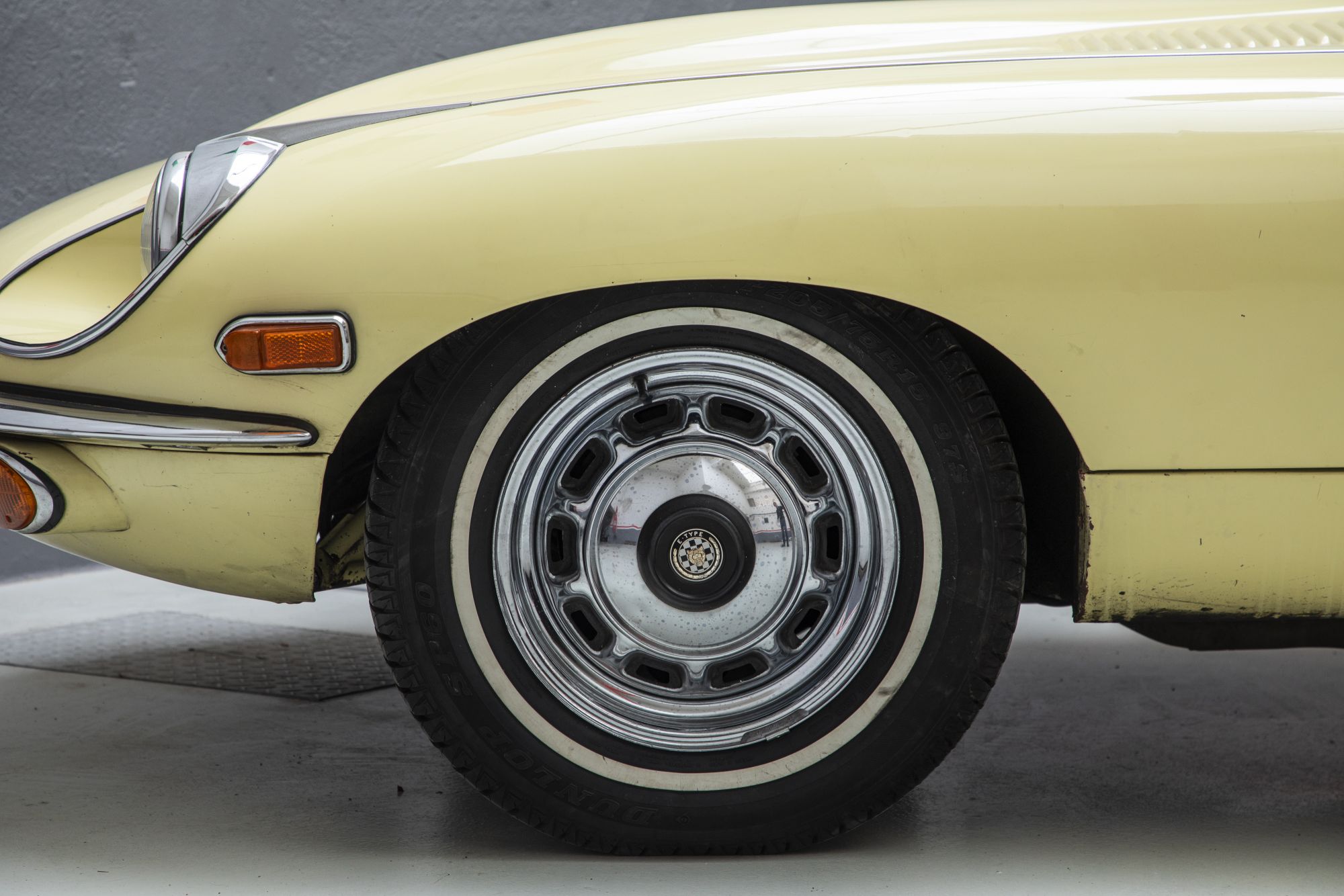 Jaguar E-type MKII 4.2_32