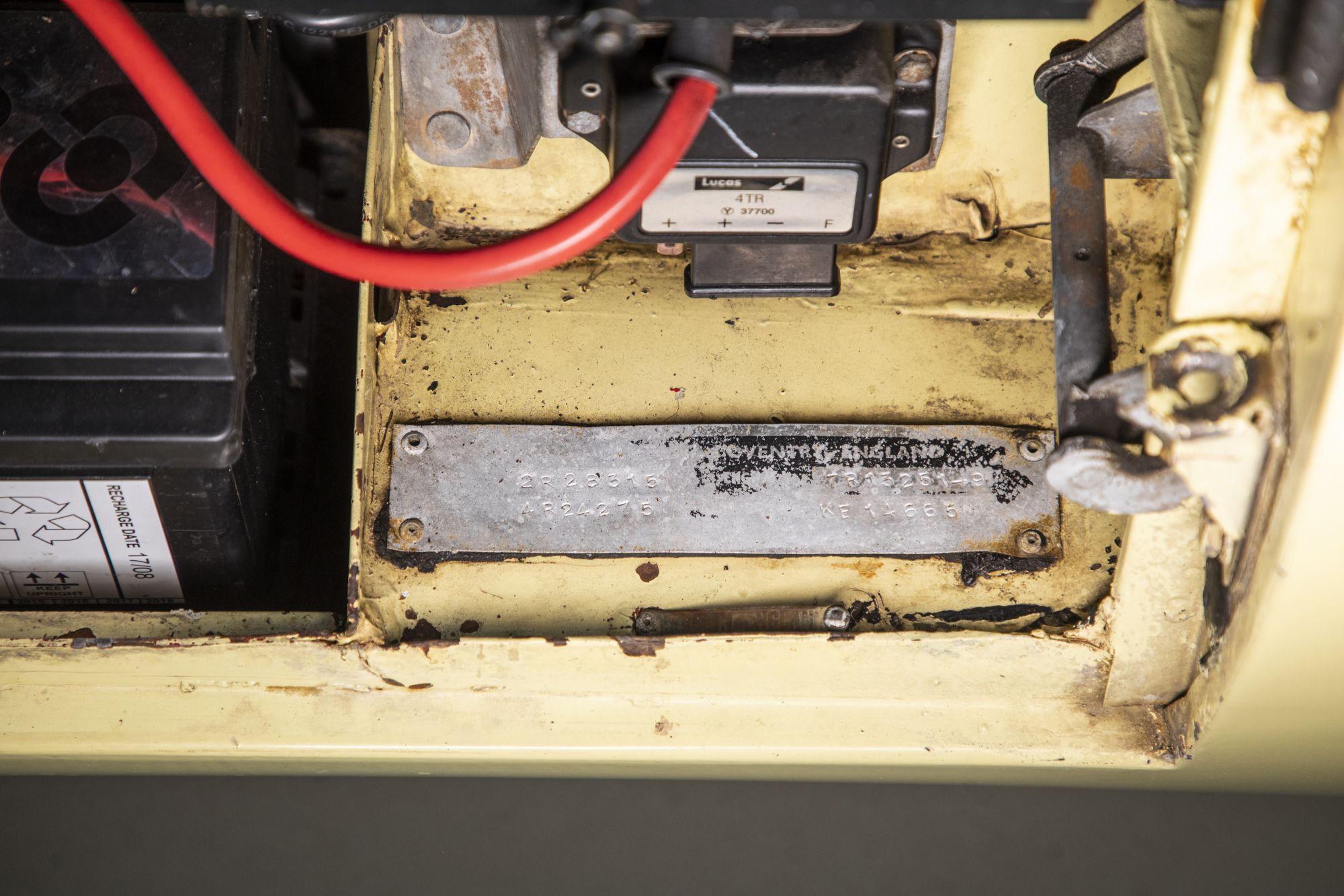 Jaguar E-type MKII 4.2_8