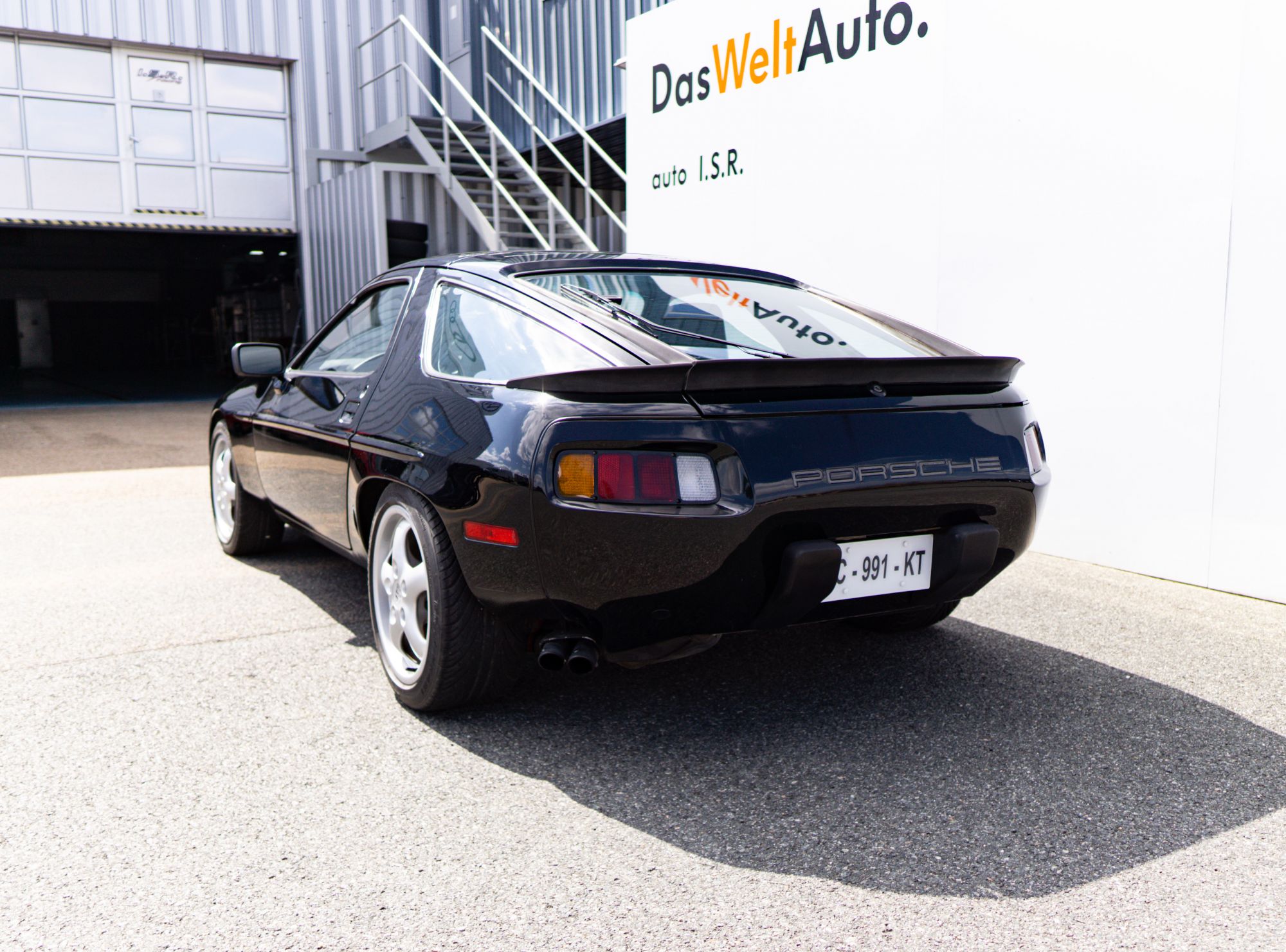 209E6158-FDF1-47A0-8FE7-08D07A93BD4E