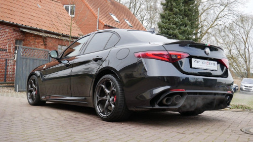 62f23b32441de5.28646275