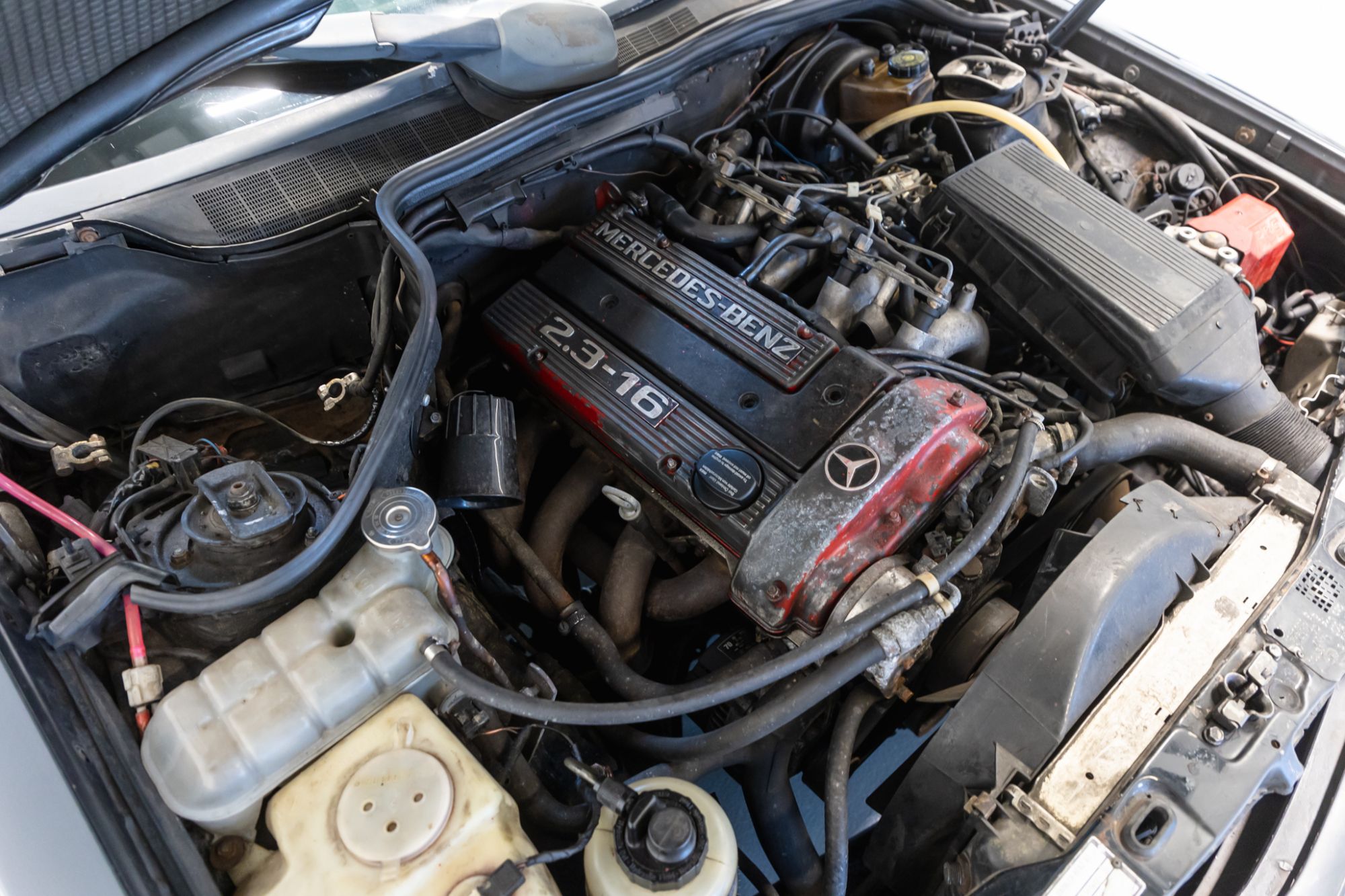 Mercedes 2.3 16V_1.JPG