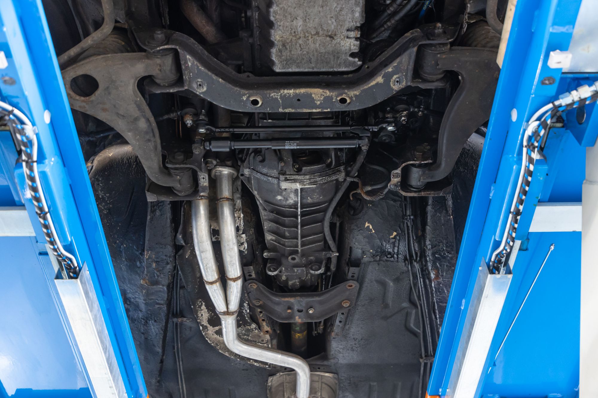 Mercedes 2.3 16V_33.JPG