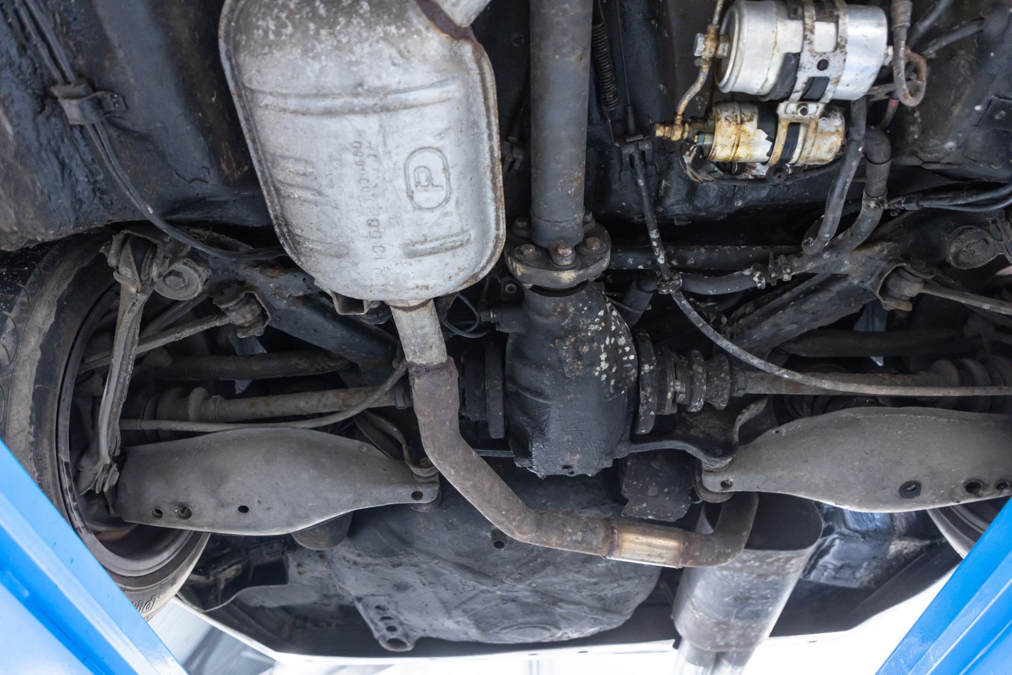 Mercedes 2.3 16V_35.JPG