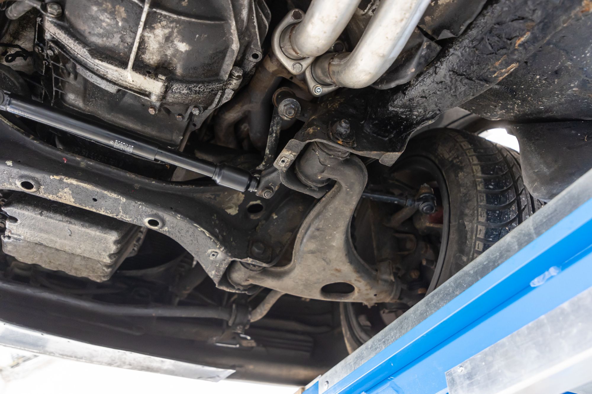 Mercedes 2.3 16V_37.JPG