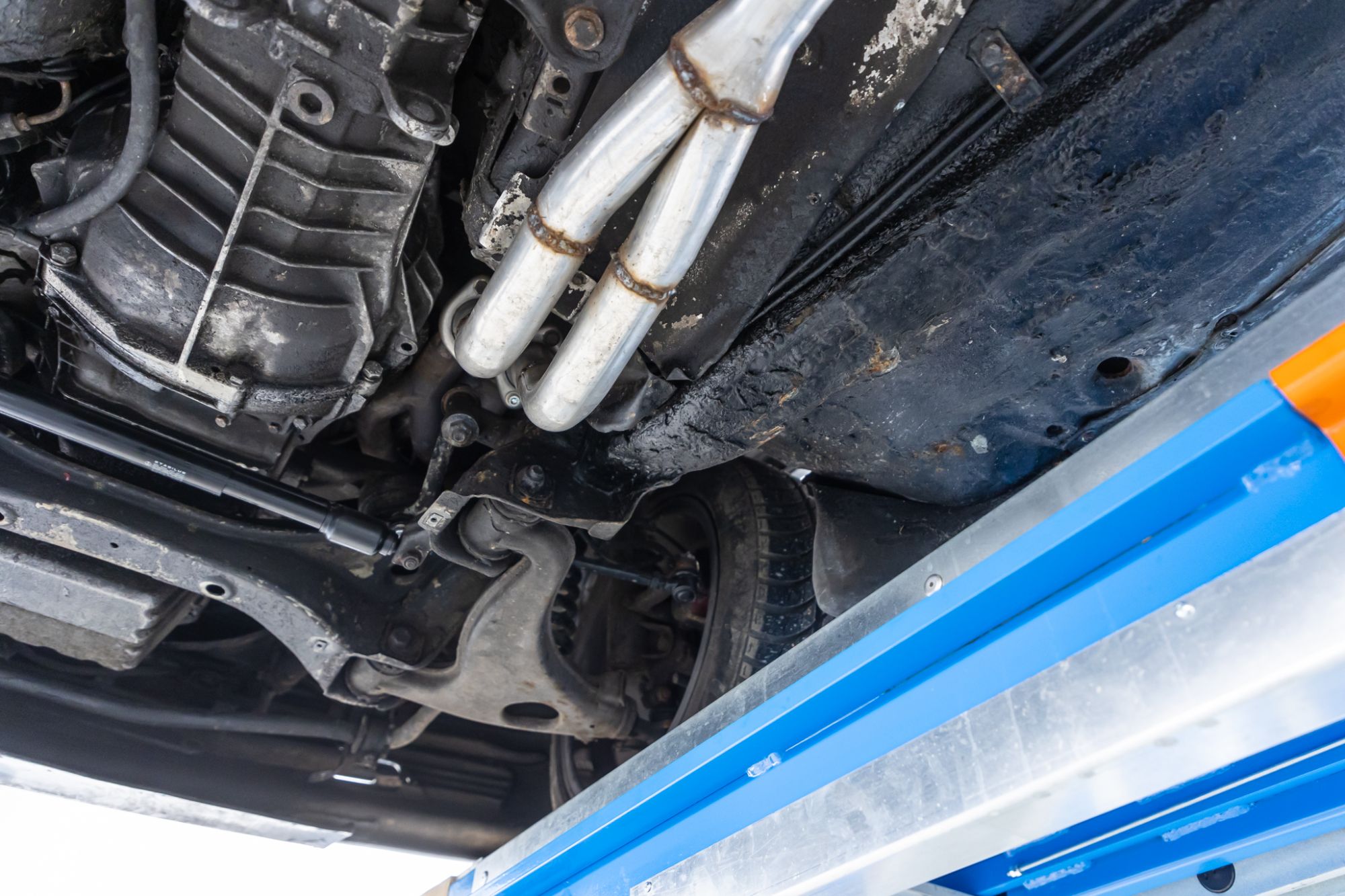 Mercedes 2.3 16V_38.JPG