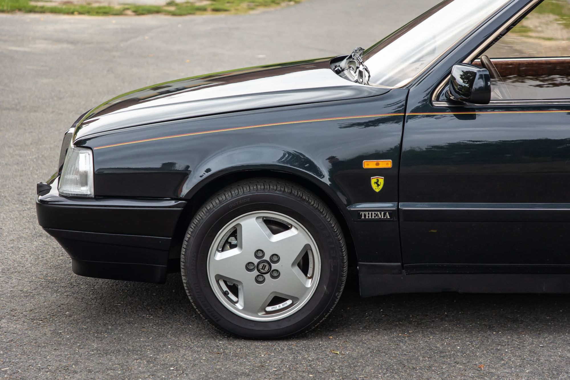 Lancia Thema 8.32_18