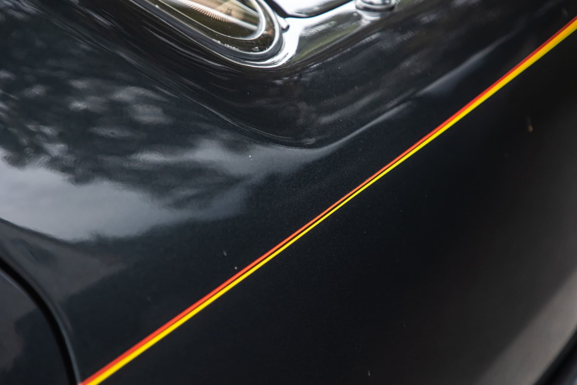 Lancia Thema 8.32_23