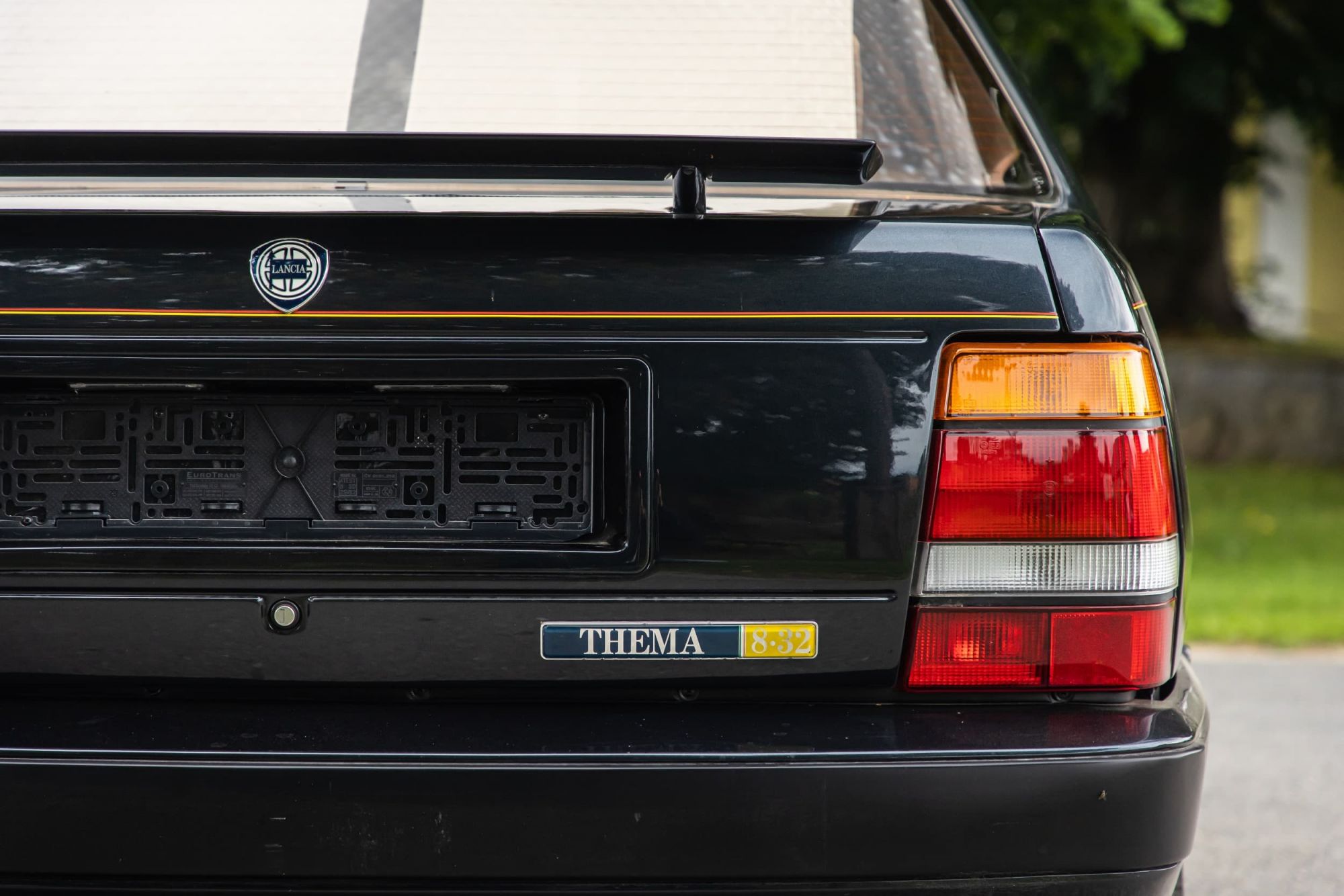 Lancia Thema 8.32_29