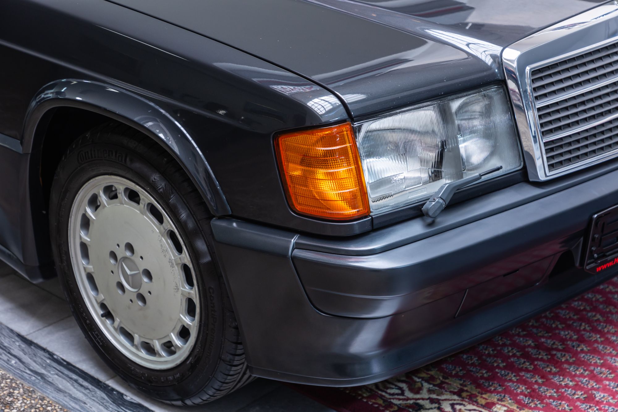 Mercedes Benz 190E 2.5 16V_14.JPG