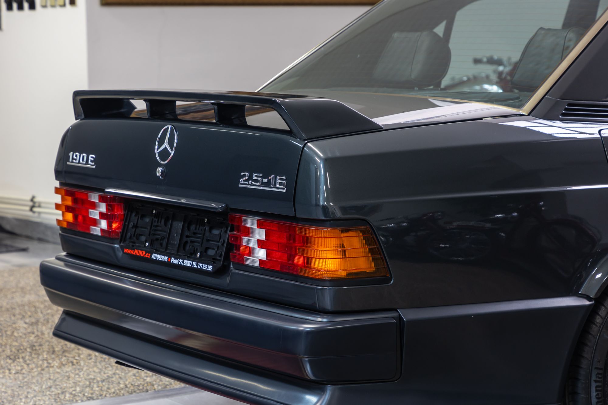 Mercedes Benz 190E 2.5 16V_28.JPG