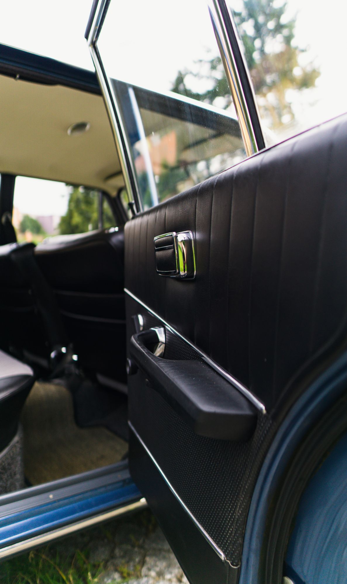 5405F184-0CE0-4B60-A247-D79A6DA51AF2