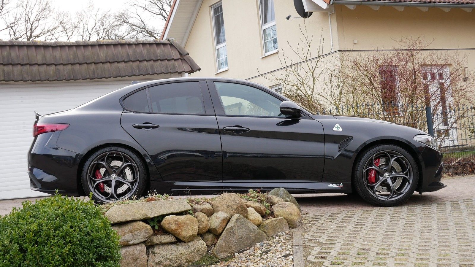 62f23b2f6d7ab4.59413643