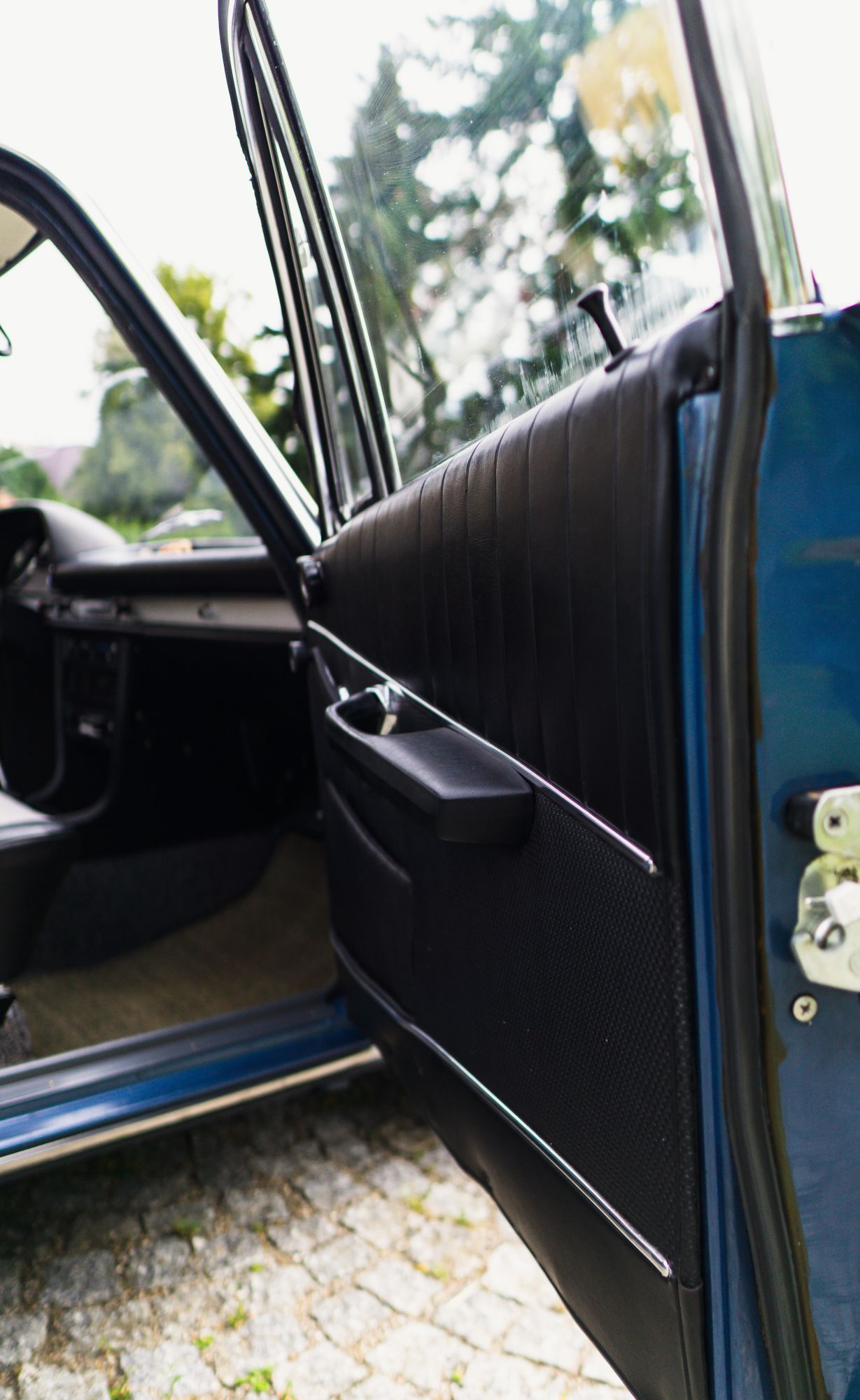 5BDDFEC4-6761-45DE-9A01-9261141C19EF