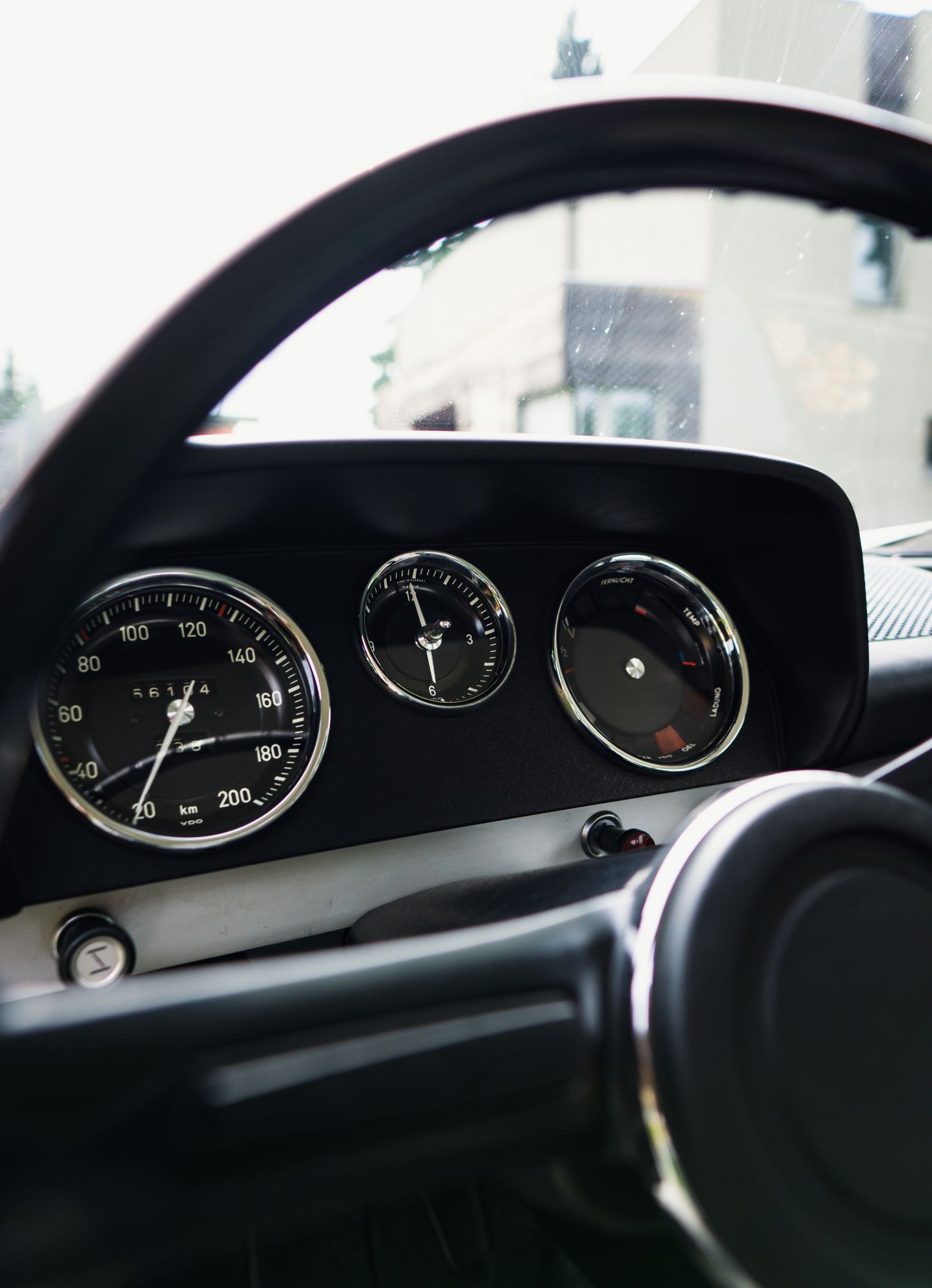 6C907F1C-DE80-4003-8EB0-A125F80C235C