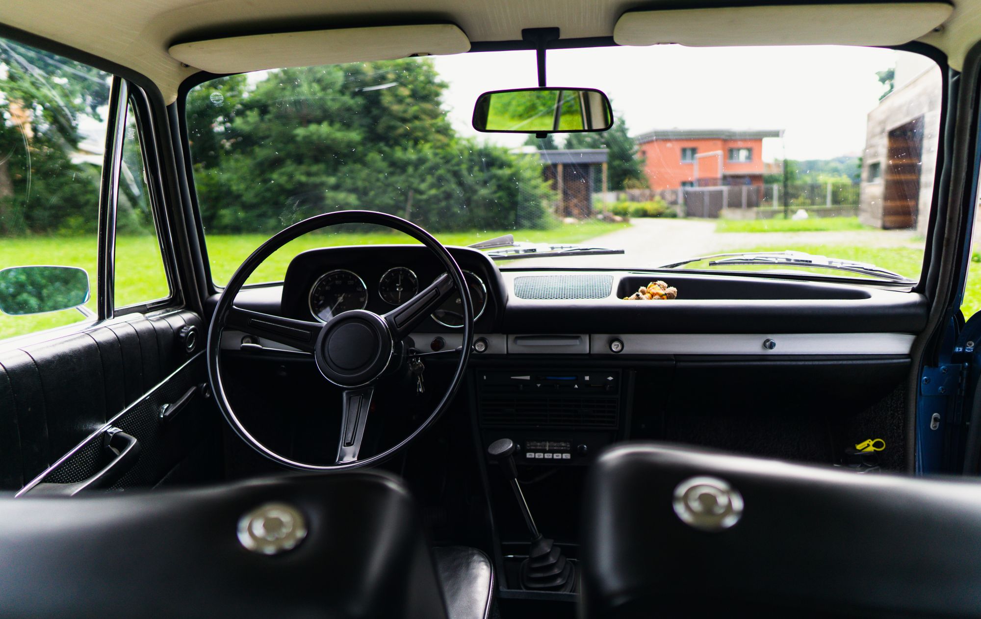 8C28EF94-B687-446F-B259-832A2C031F59