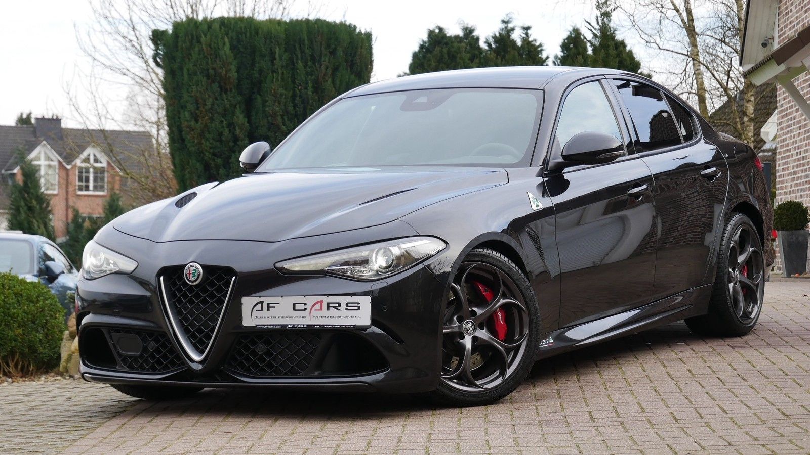 62f23b27de9980.95892732