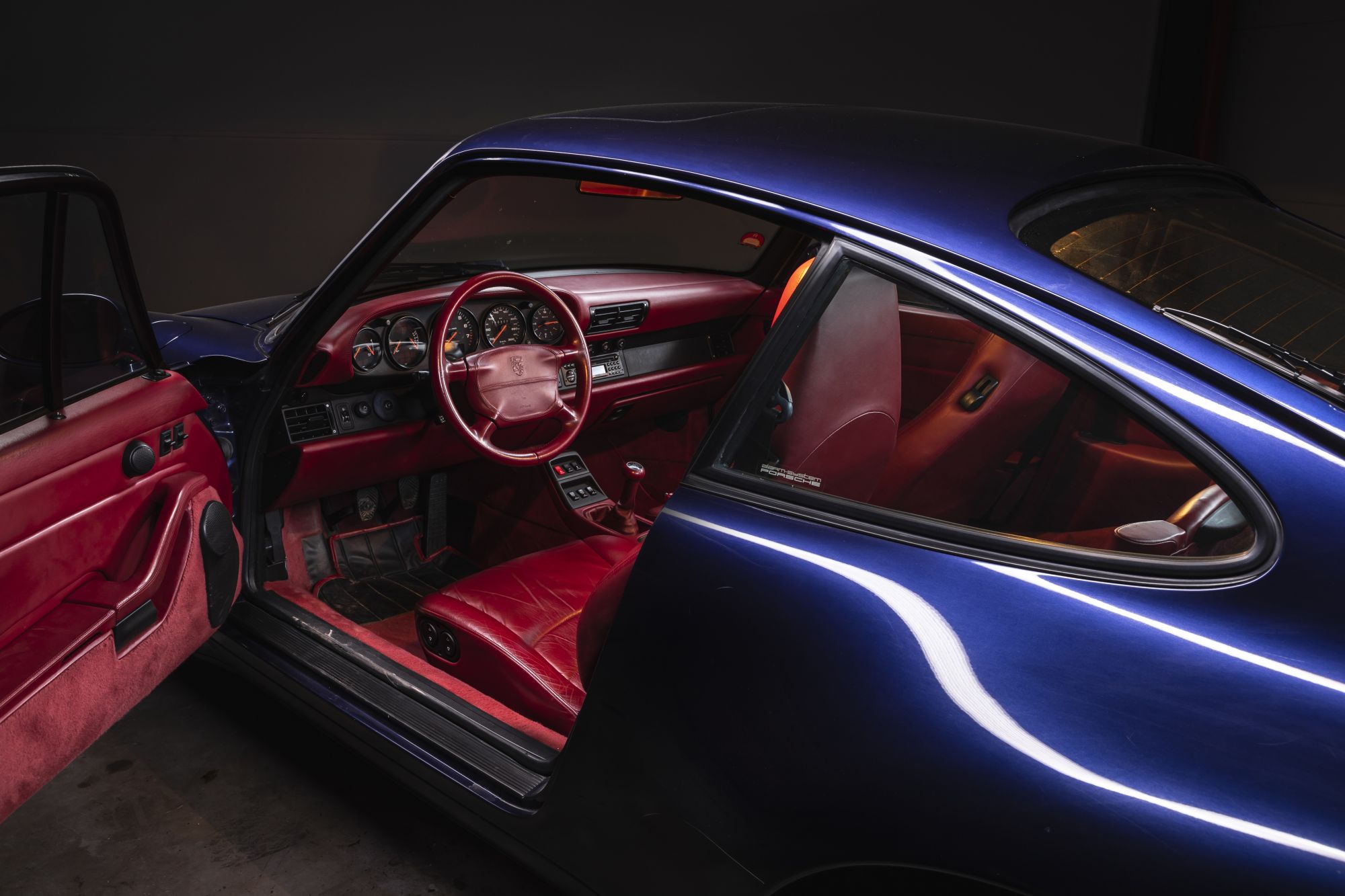 993 blue intr_interiér 2