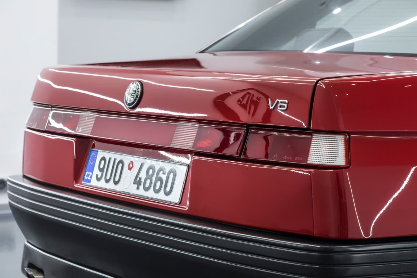 alfa-164-hommage-detailing-72.jpg