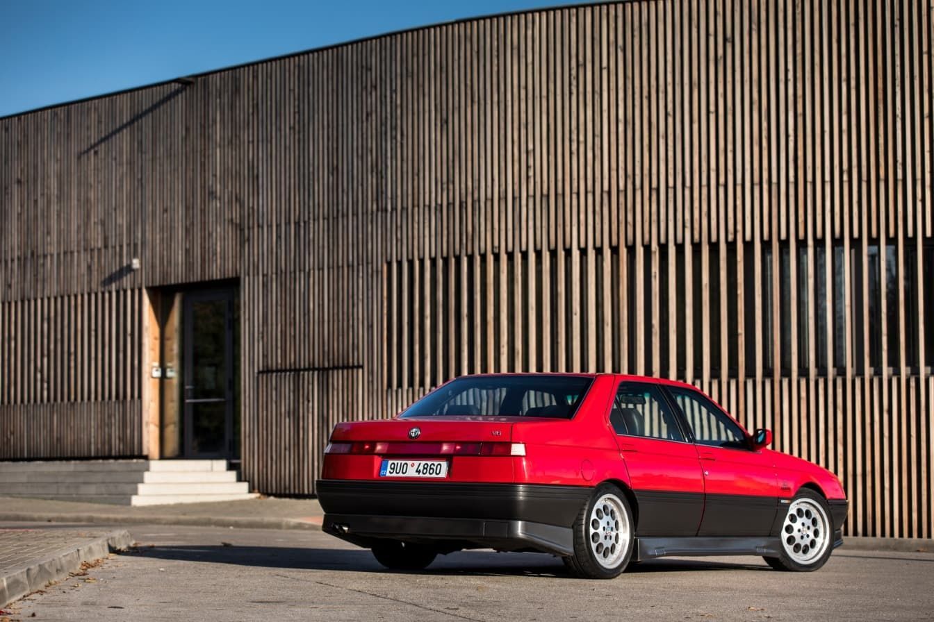 alfa-romeo-164-qv-10.jpg