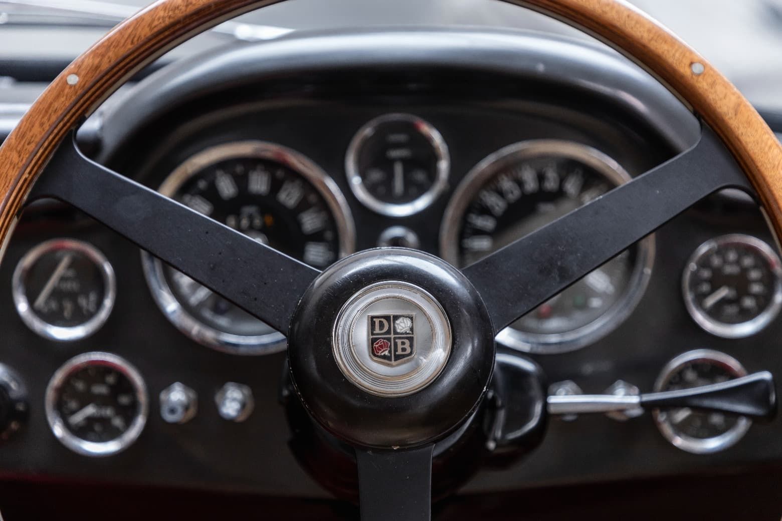 Aston Martin DB6 Auctomobile_31